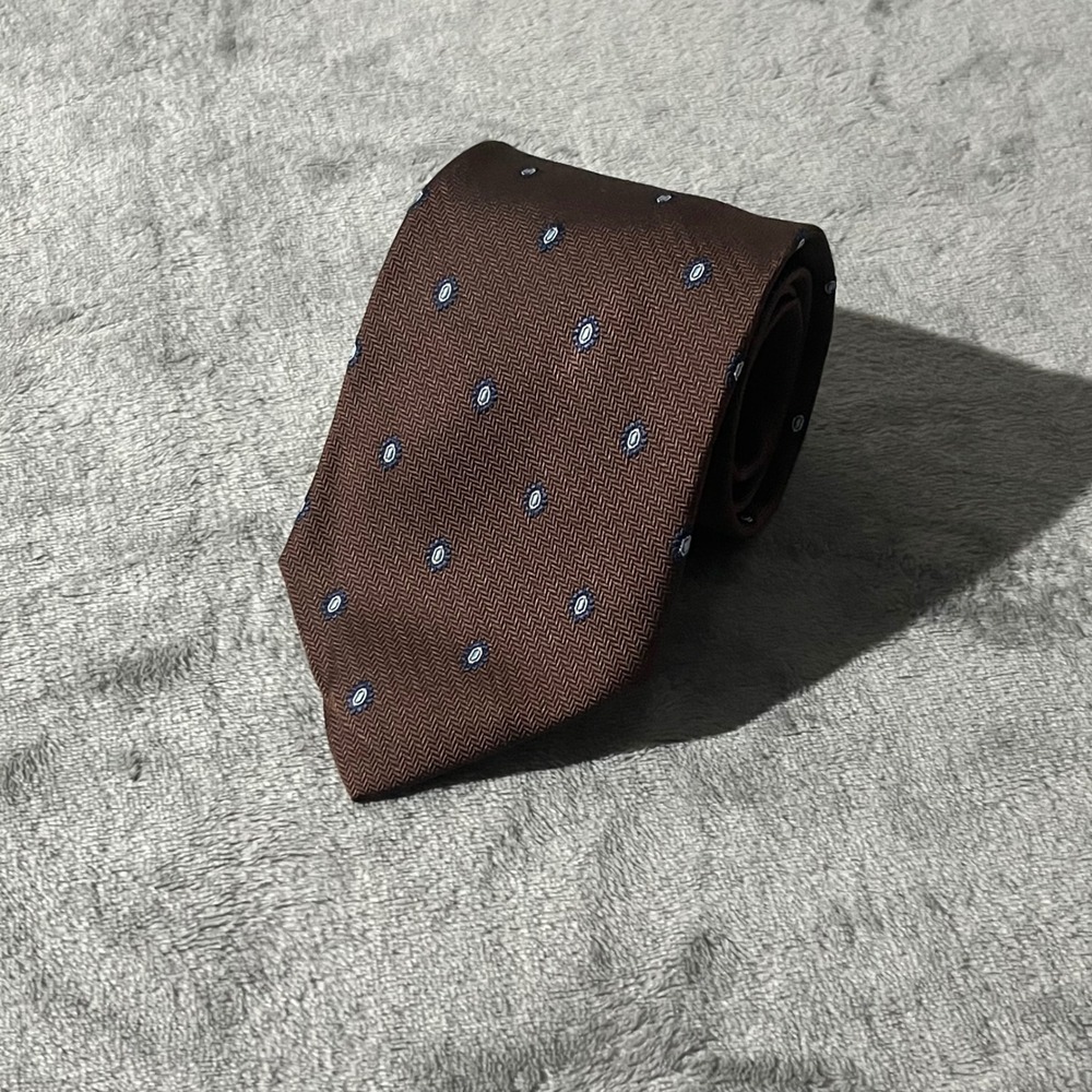 Brooks Brothers Tie Mens OS Brown Silk Herringbone Medallion Geometric USA Made